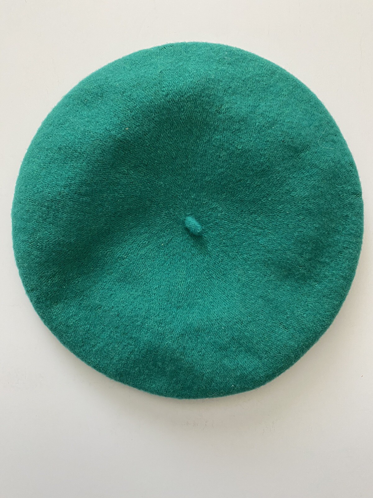 Basque Beret, Green, Lined, 100% Wool, Vintage Co… - image 1