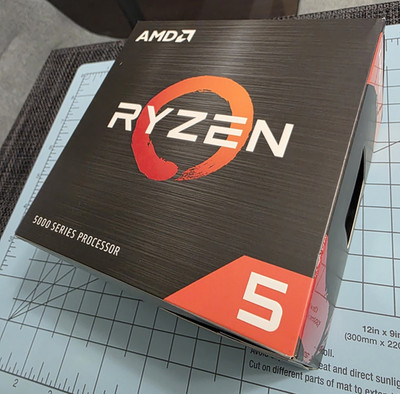AMD Ryzen 5 5600X 6-Core 12-Thread AM4 3.7GHz PCIe 4.0 CPU w/AMD Stock Cooler