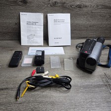 Sony Handycam Bundle CCD-TRV21 Video 8 24X Steady Shot Camcorder  Extras TESTED