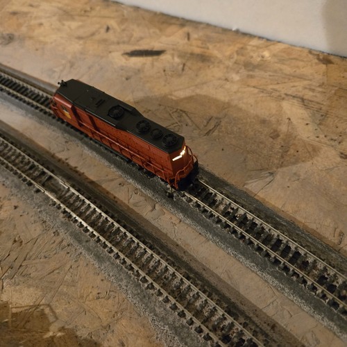 Atlas N Scale Kansas City Southern GP30 DCC installed, no sound - Photo 3/6