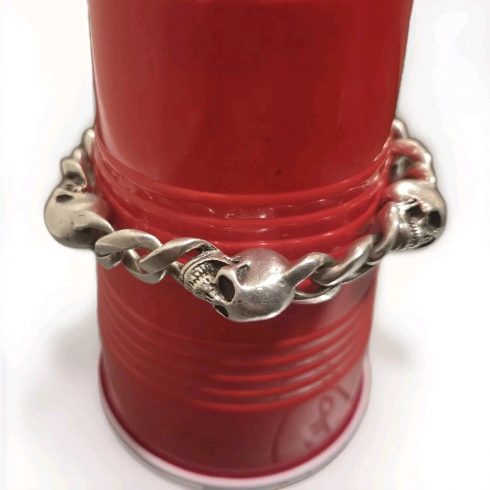 Pulsera calavera integrada plateada King Baby Studio para hombre Foto 4 de 4