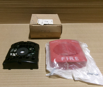New Simplex 4901-9850 Truealert Red Fire Alarm