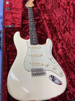ギター Fender USA American StandardStratocaster FENDER USA American Standard Stratocaster 90's (91-93