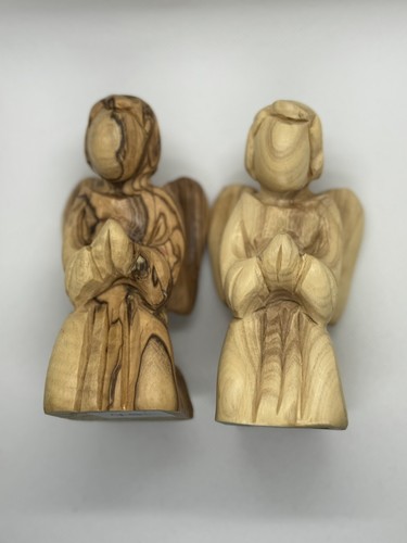 Schöner handgeschnitzter Gebetsengel aus natürlichem Olivenholz (4,5 Zoll) - Bild 5 von 7
