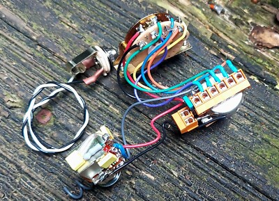 Solderless Schecter Diamond/Omin  Wiring Harness for 2 Humbuckers 5 Way Switch