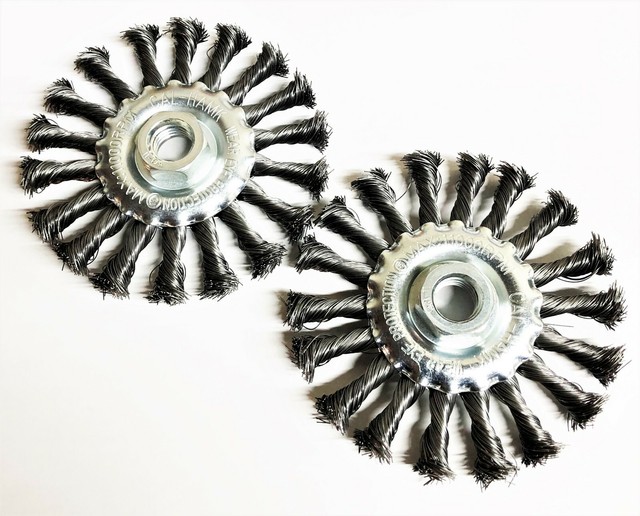 2 CALHAWK 41/2" KNOTTED TWISTED WIRE WHEELS ANGLE GRINDER 5/8"11