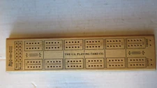 VINTAGE  The U.S. Playing Card Co. 11.75" Solid Wood Cribbage Board  6 Pegs
