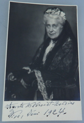 Autograph Auguste Wilbrandt-Baudius Theater-Schauspielerin 1924 (100320)