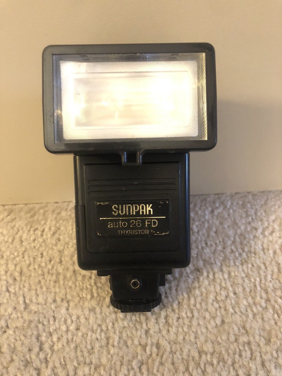 Sunpak Auto 26 FD Thyristor flash dedicated for Minolta cameras