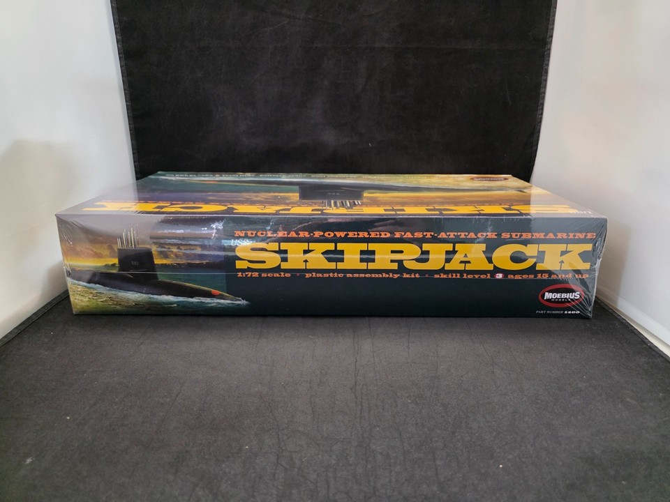 Monogram Skipjack Moebius USS Skipjack Nuclear Powered Submarine 1:72 Scale Plastic Model ...