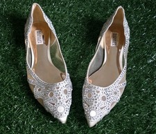 Badgley Mischka Gigi Pointed Toe Beaded Crystal Evening Wedding Shoes Women's 10