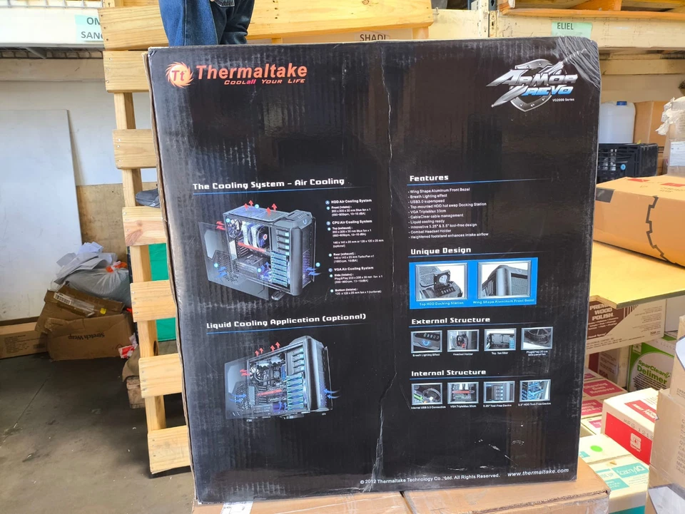 Thermaltake Armor Revo Black Case w/ Original Box, Vintage Gaming Case 2011 - Image 3 of 4