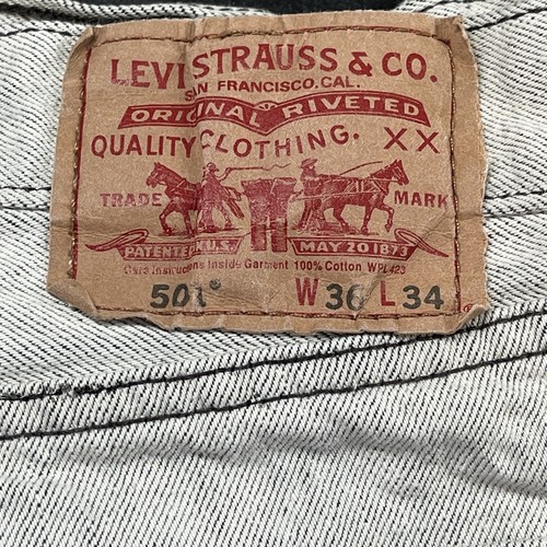 Levis 501 Jeans Mens 34x31 Stone Wash Gray/White 100% Cotton Denim EUC - Picture 4 of 13