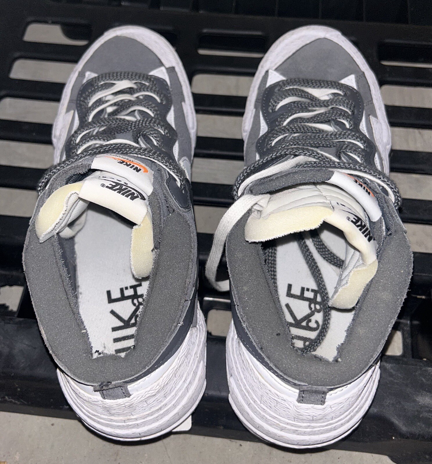 Sacai x Nike Blazer Low Iron Grey DD1877 002 Iron Grey White taglia 10