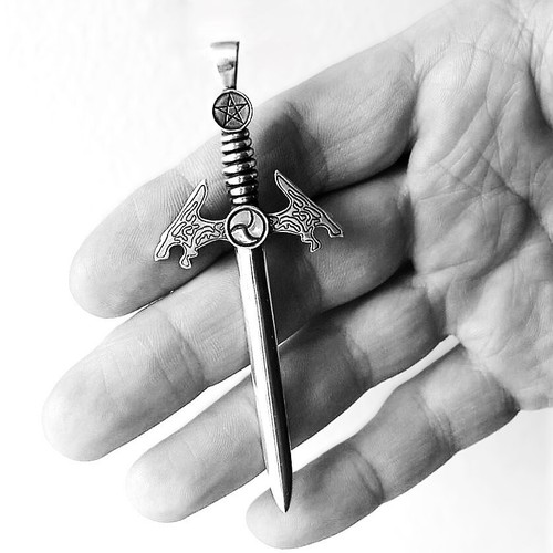 Schwert Anhänger Silber Gothic Schutzamulett Okkultismus Pentagramm Triskele - Bild 6 von 6