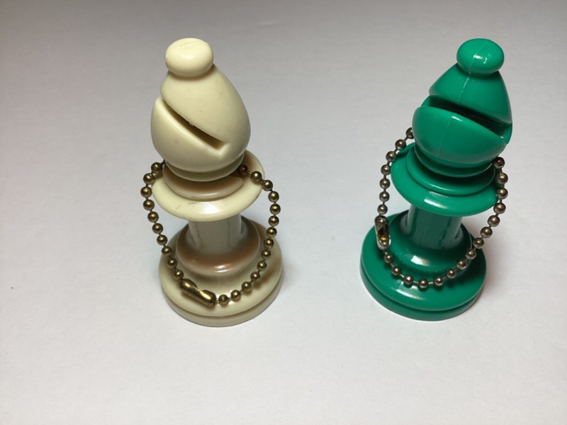 LOT 2 pcs, 1  Green Bishop Chess Keychain and 1 White Bishop Chess Keychain.