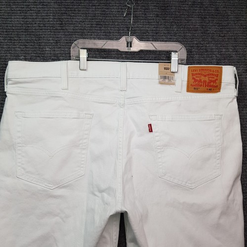 Pantalones cortos ajustados para hombre Levi's 511 talla 42x8,5 elásticos blancos por encima de la rodilla - Imagen 10 de 20