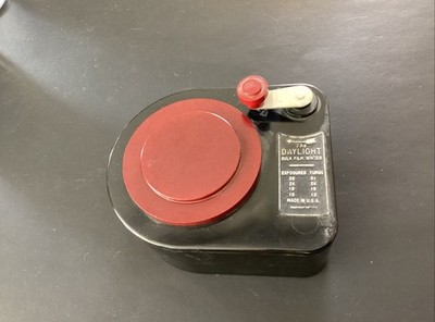 Lloyd s The Daylight Bulk Film Winder with Crank Made In USA Black Red