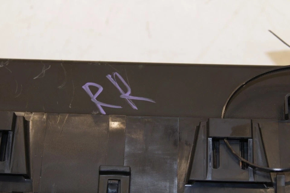 2021-2023 Dodge Charger GT AWD 3.6L Rear Trunk Distribution Power Fuse Relay Box - Image 3 of 4