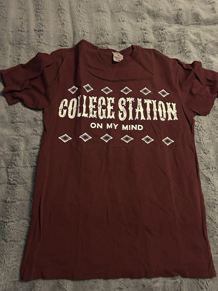 Texas A&M Aggies College Station On My Mind  T Shirt Womens Small Football