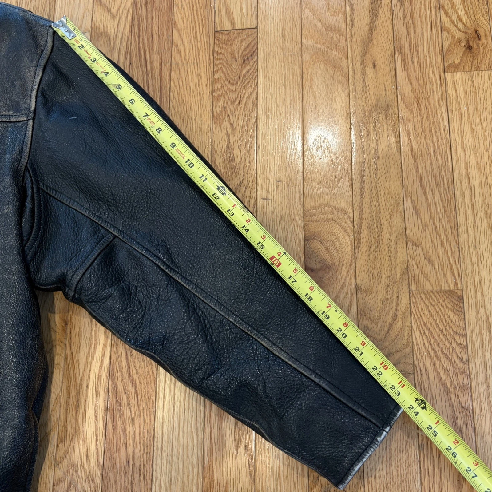 Men's Andrew Marc Distressed Brown Leather (Size M) - product detail image 8