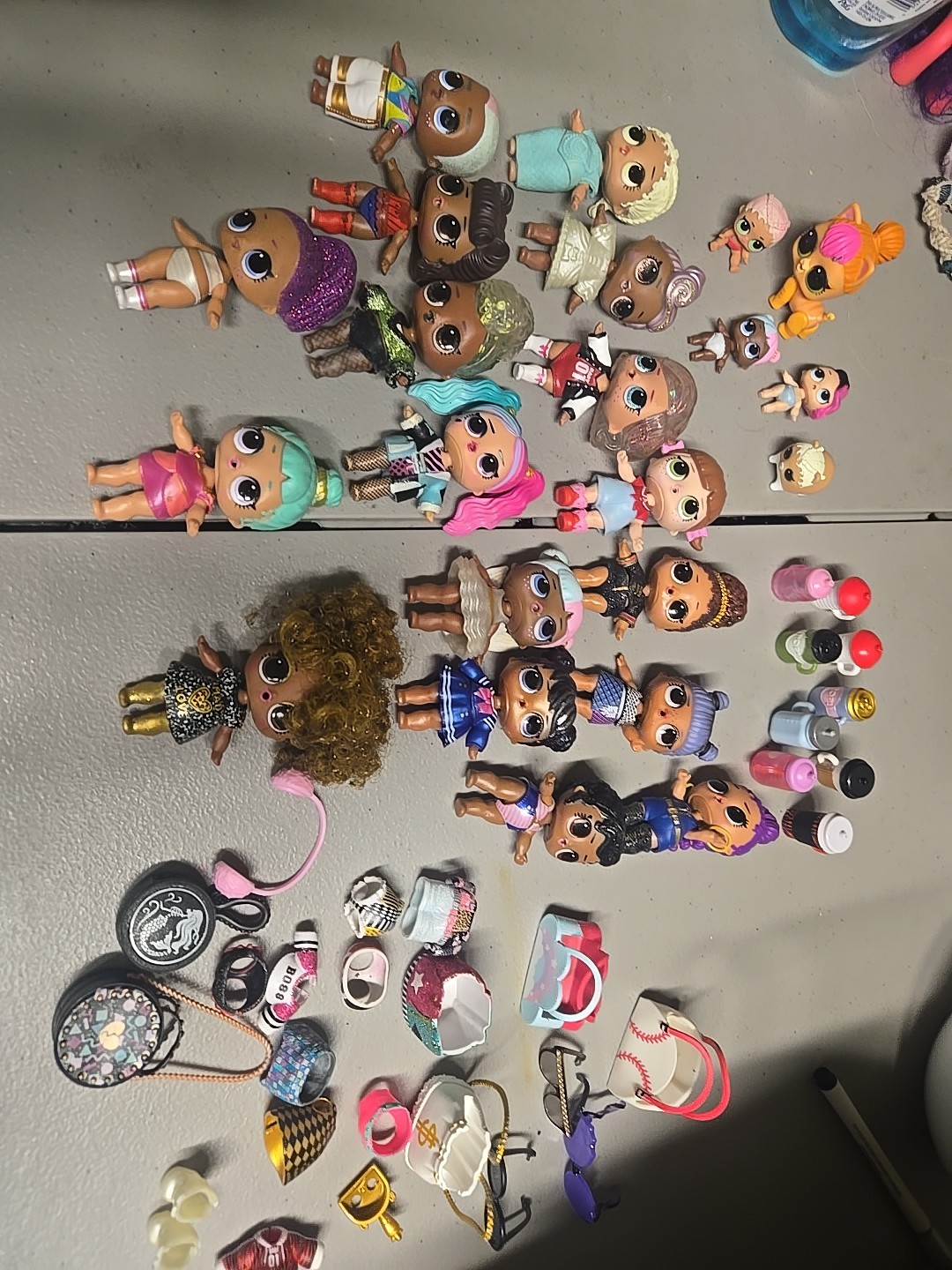 LOL Surprise Babies Little Sister Dolls with Purse Water Bottle & Pet Accessories