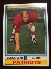 1974 Topps #103 Patriots Len St. Jean Football Card