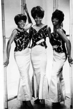 Martha and the Vandellas Annette Rosalind & Martha
