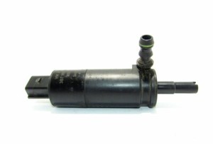 VW TOuran 1T Wischwasserpumpe Waschwasser window cleaner motor sprayer 3b7955681