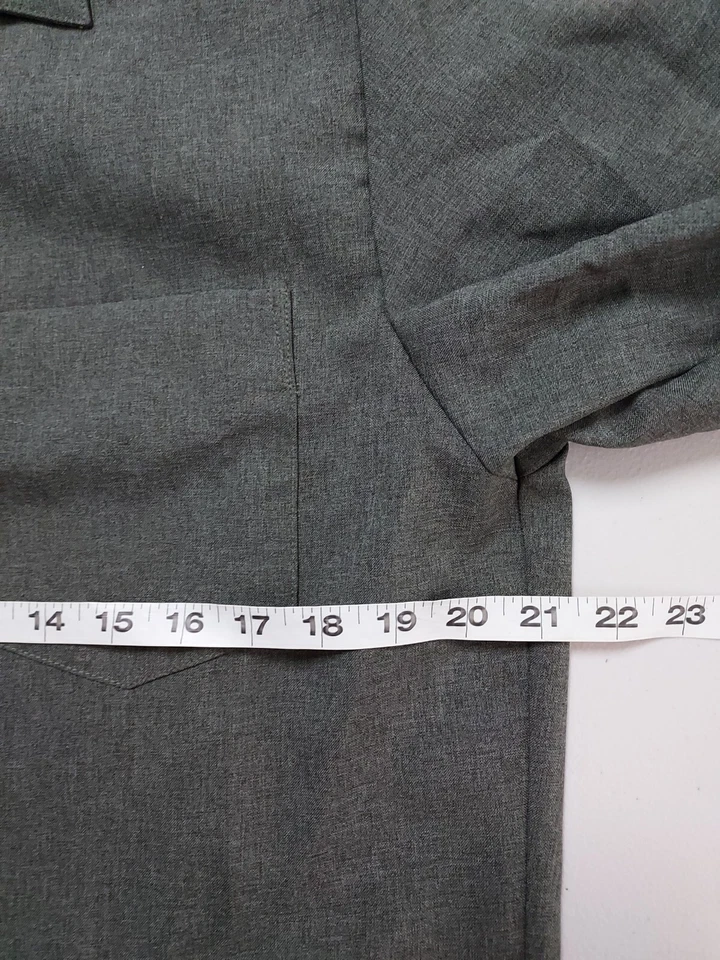 Camisa masculina de poliéster Cintas cinza manga curta com botões tamanho pequeno - Imagem 4 de 4