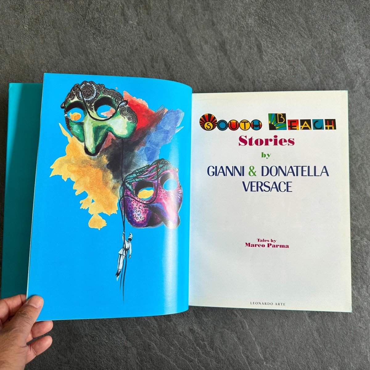 SOUTH BEACH Stories ヴェルサーチ作品集　洋書 s-l1200.jpg