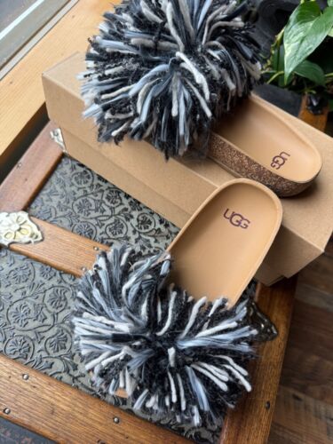 UGG Cindi Grey/ White/ Black Yarn Pom Slide Sandal Slippers; Size 7 worn once