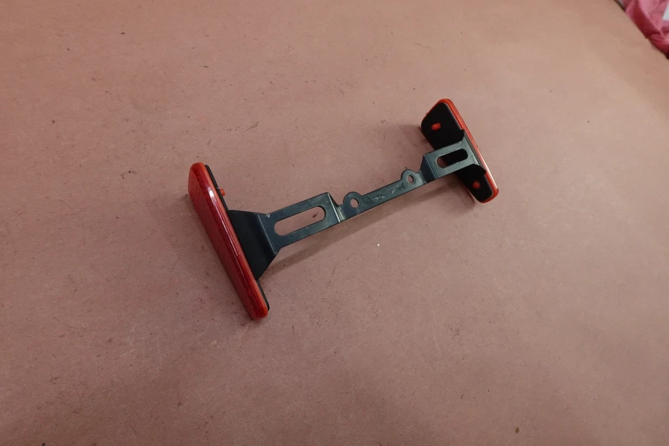 Reflectores de soporte de montaje de matrícula TRIUMPH TIGER EXPLORER 2012-2015 Foto 3 de 4