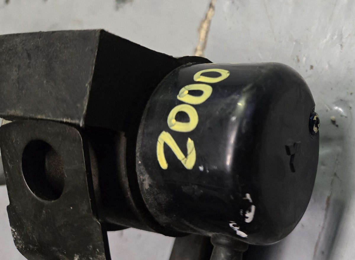 OEM KAWASAKI ZX6R 2000-2002 / ZX9R 1998-2003 FUEL PUMP 49040