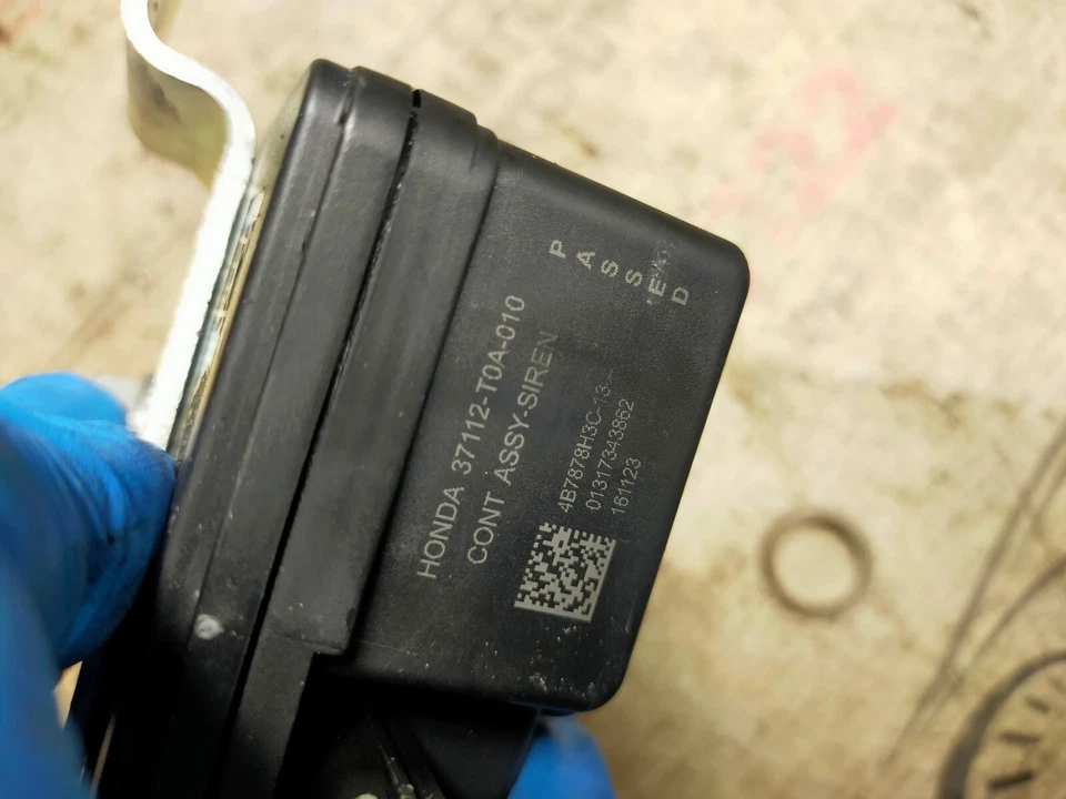 MÓDULO SIRENA ALARMA HONDA CR-V CRV MK4 2015 2017 2018 37112-T0A-010 Foto 3 de 4