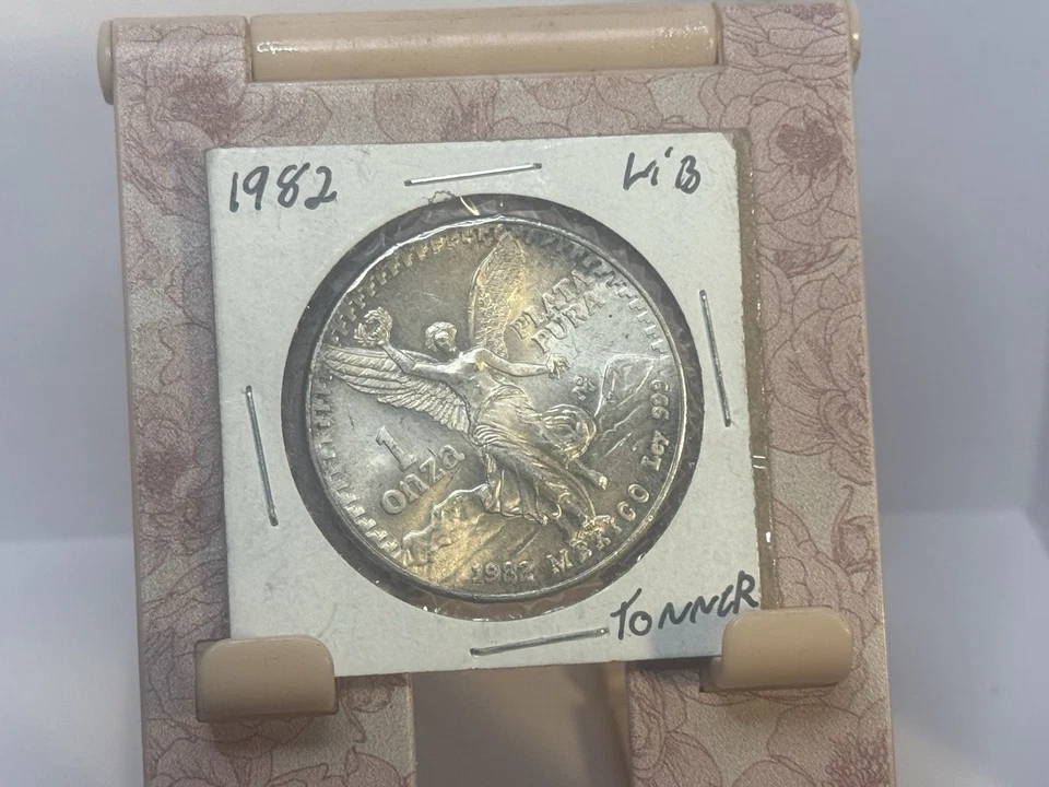 1982 Mexican Libertad Onza 1 oz Ended Of Roll Nice Tonner - Image 2 of 4