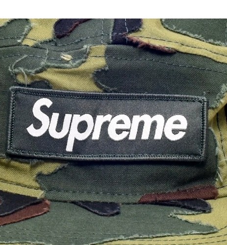 Supreme Layered Camo Camp Cap Woodland Camo In Hand - Picture 4 of 7