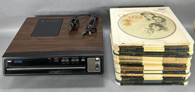 RCA CED SelectaVision Video Disc Player SGT 100 W - WORKS ; W/31 Movie Discs