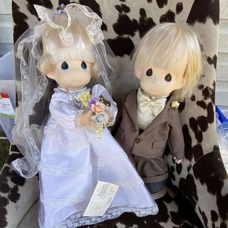 Precious Moments Jessi Doll Bride & Groom Wedding Set 12 in 2-Pc Vinyl Cloth