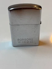 Vintage Ronson Wind II Lighter