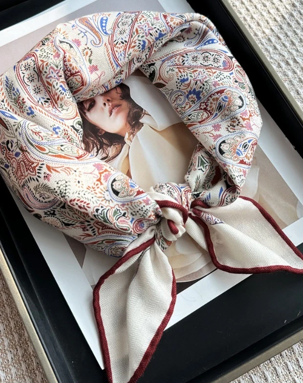 70% Cashmere 30% Silk Neckerchief Scarf cashew Print Bandana Shawl 26'' Wrap