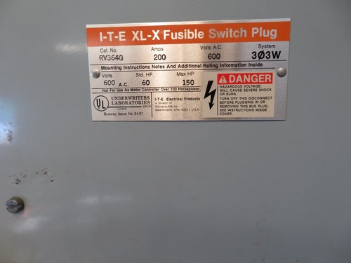 Enchufe interruptor fusible ITE Siemens RV364G XL-X 200A 600V 3 fases 3 cables (19954) - Imagen 2 de 11