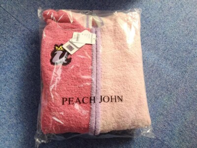 PEACH JOHN ウタパーカー FILM RED s-l400.jpg