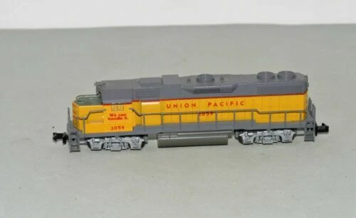Union Pacific Railroad N Diesel Locomotive Model Train Locomotives
