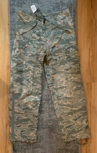 Parka de camuflaje multiusos Gore Seam para hombre conjunto de chaqueta y pantalón talla L/M - Imagen 9 de 12