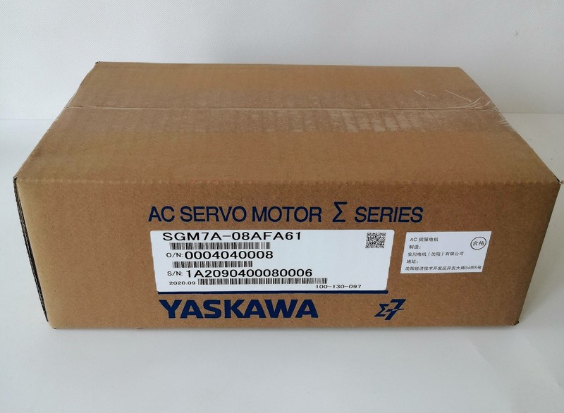 ONE NEW Yaskawa servo motor SGM7A-08AFA61