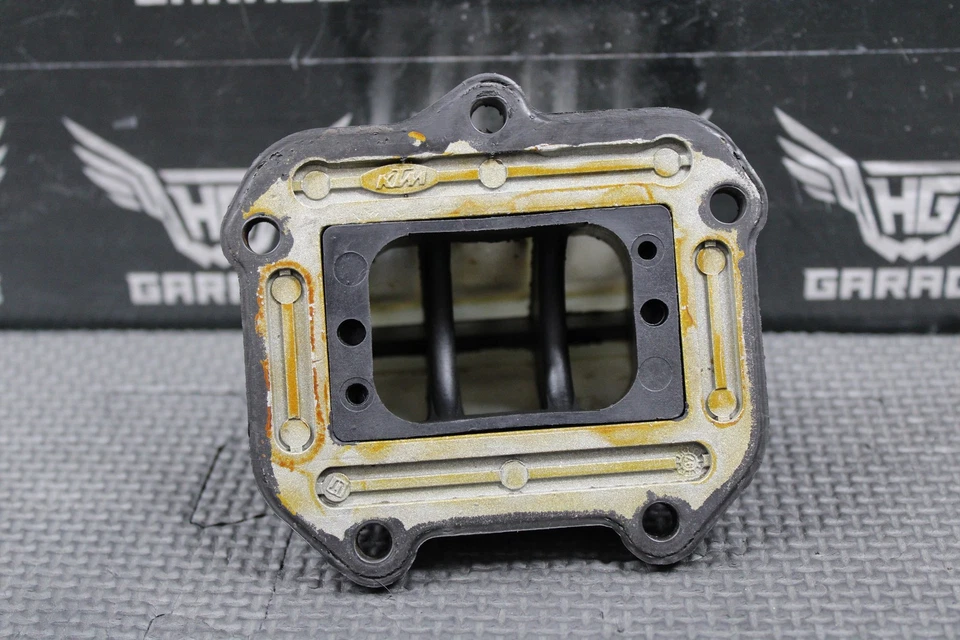 1998 KTM 250 300 360 380 CONJUNTO DE BLOCO DE PALHETAS DE ADMISSÃO FABRICANTE DE EQUIPAMENTO ORIGINAL 54630051344 54130051000 - Imagem 3 de 4