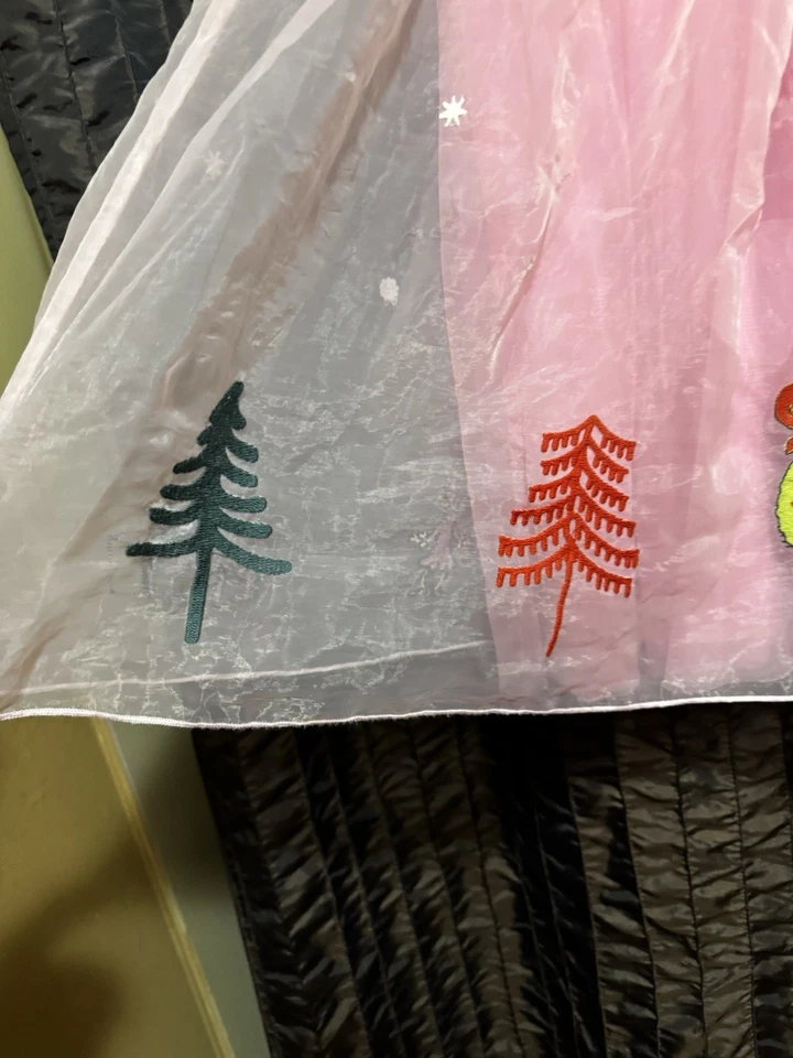 Falda Hanna Andersson Dr. Seuss Grinch Tul Bordada Rosa 120 cm EE. UU. 10 Foto 2 de 4