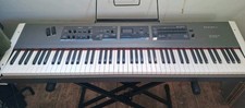 Dexibell Vivo S7 Stage Piano (88 Weighted Keys) & Dexibell Case.