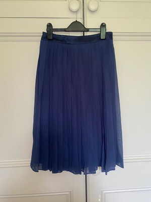 H&M MARILYN MONROE Navy Pleated Skirt Size 8 Midi Chic Satin Band Full Circle